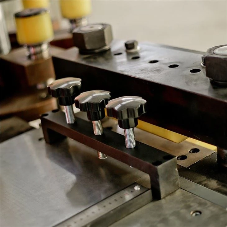 800KN CNC Hydraulic Busbar Bending Punching Cutting Machine